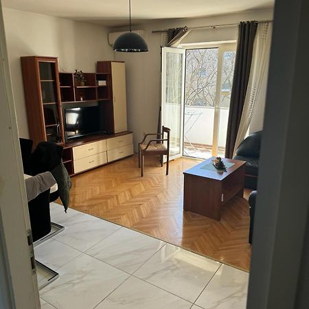 Yakov Free Public Parking And Balcony Apartment Zadar Exterior photo